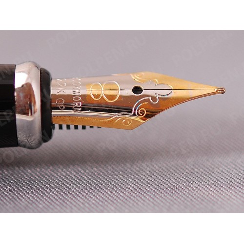 Перьевая ручка BOOKWORM 817 Carved Designs