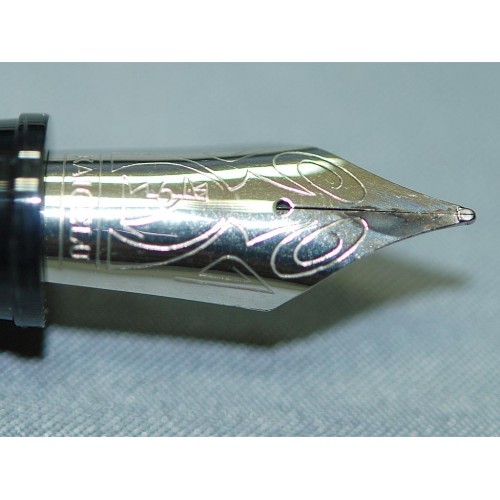 Перьевая ручка KAIGELU 333 Black